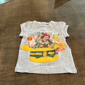 Gucci Gray Kids Tee with Floral and Hat Design